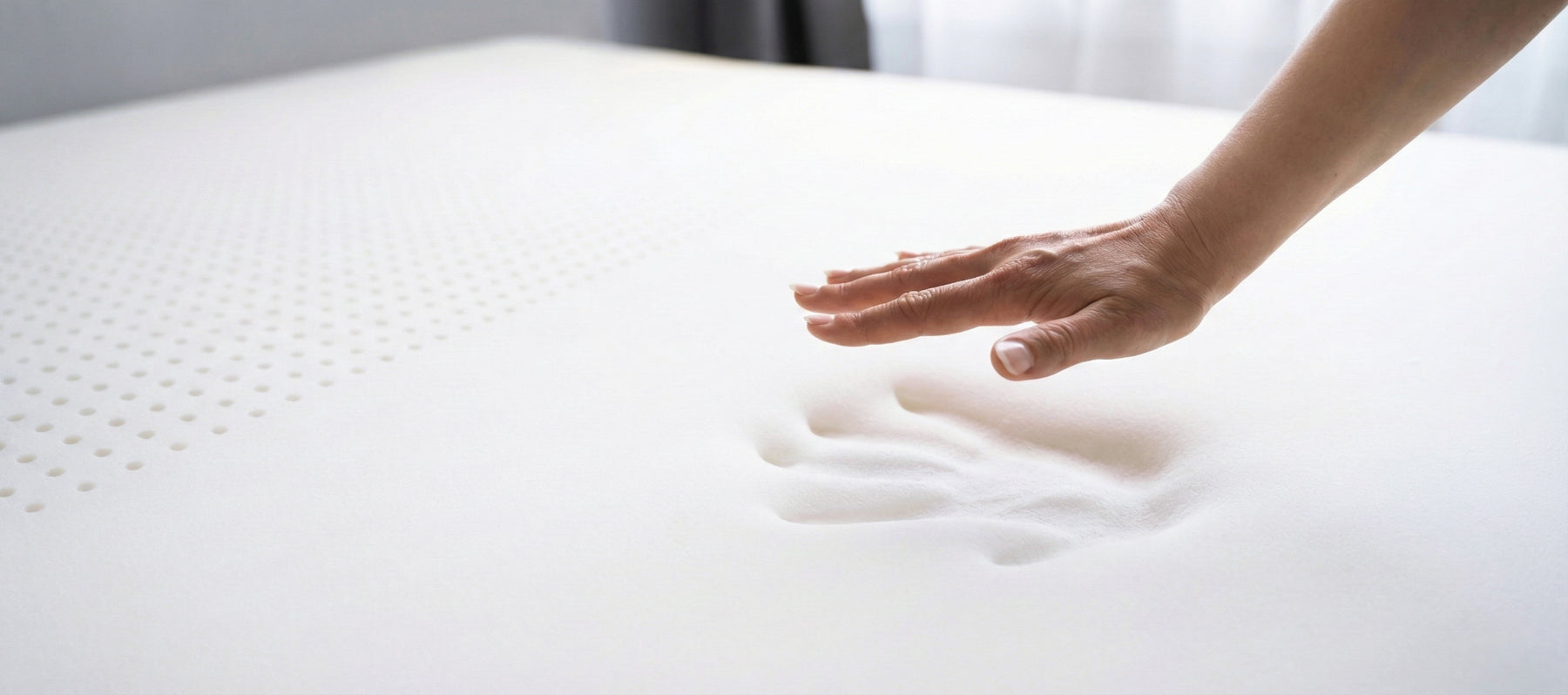 Handavtryck memory foam madrass